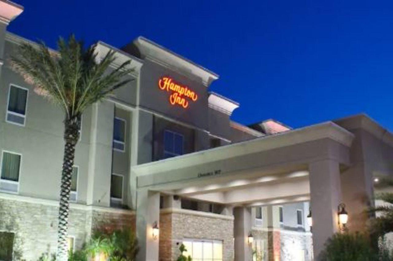 Hampton Inn Orange Exteriör bild