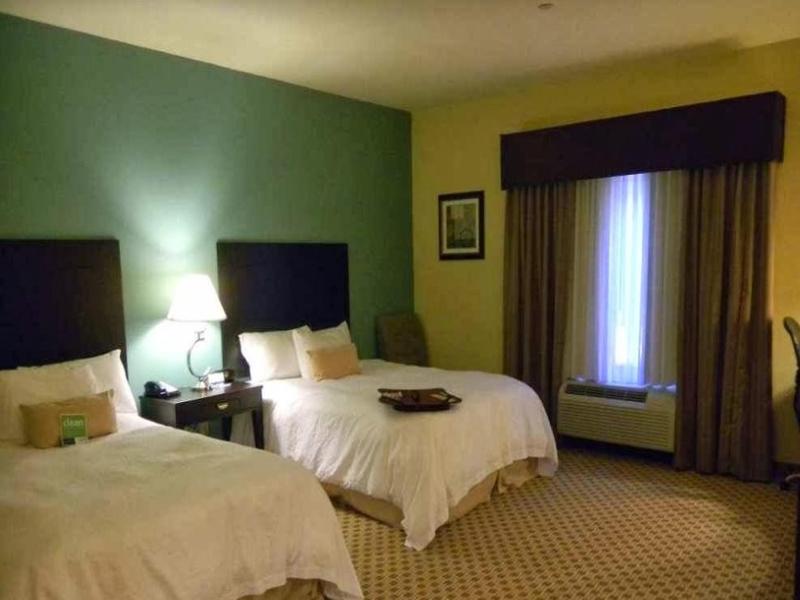 Hampton Inn Orange Exteriör bild