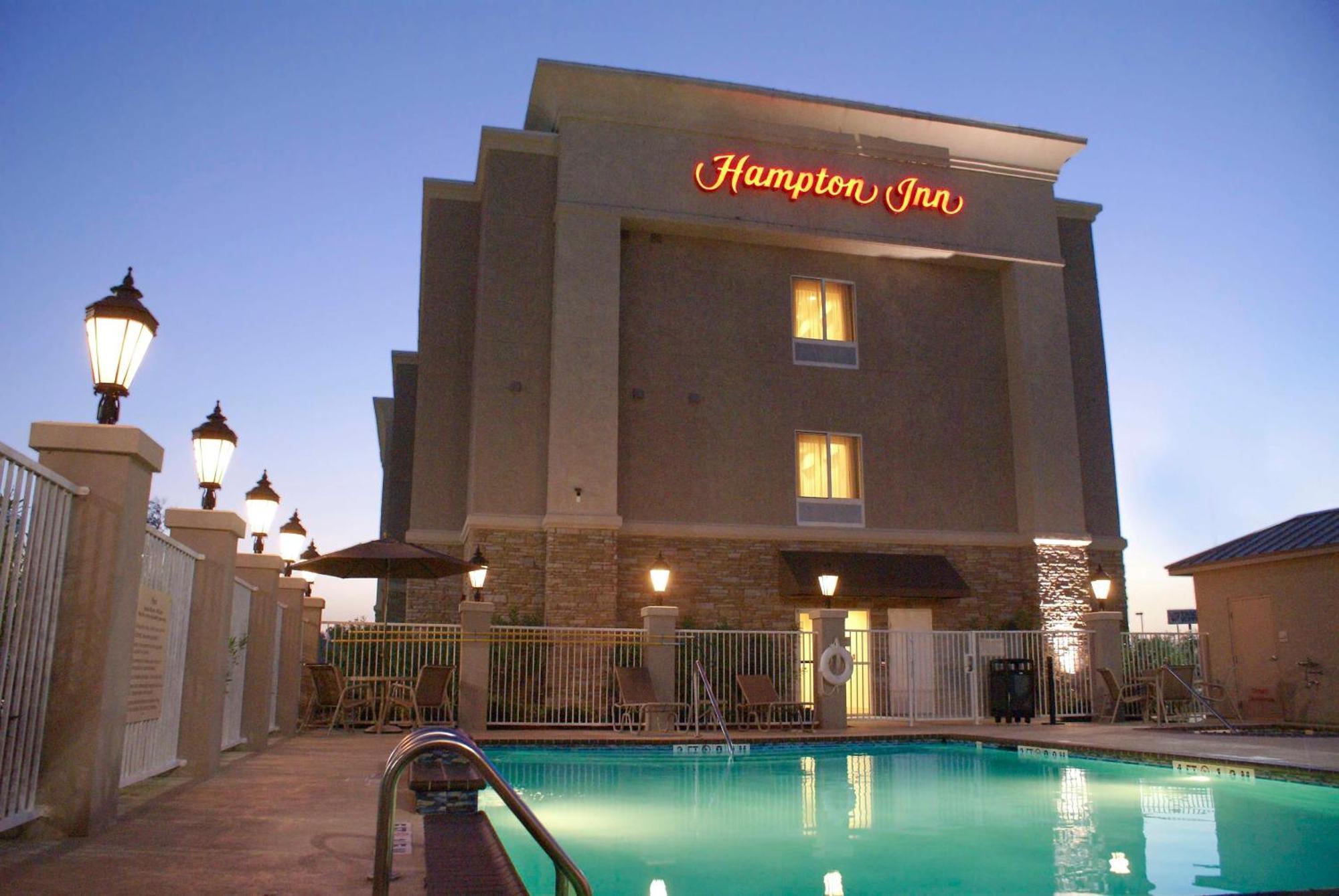 Hampton Inn Orange Exteriör bild